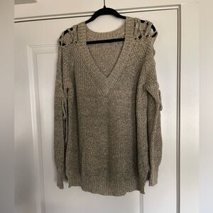 Annabelle sweater size L/XL